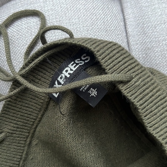 Express Green Strappy Open Back Sweater - Picture 5 of 6